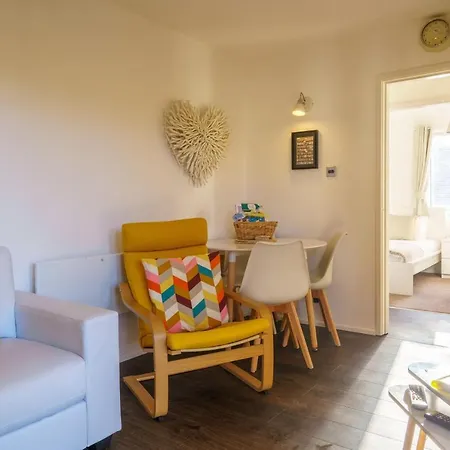 Rigg & Rest Apartment - Bowness * Bowness-on-Windermere